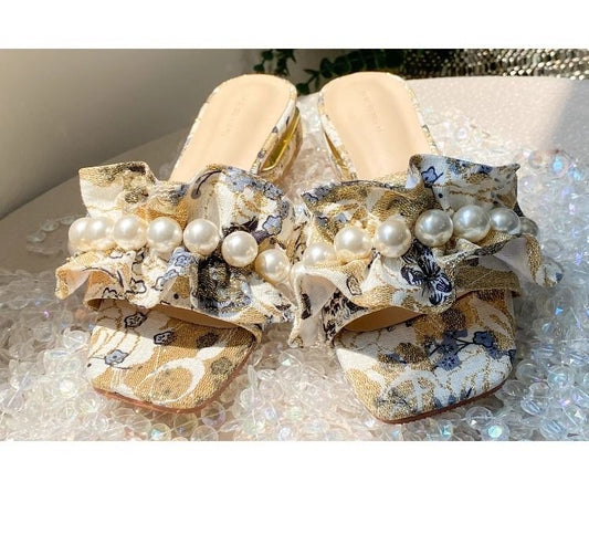 Sandals for girls with pearl and flower